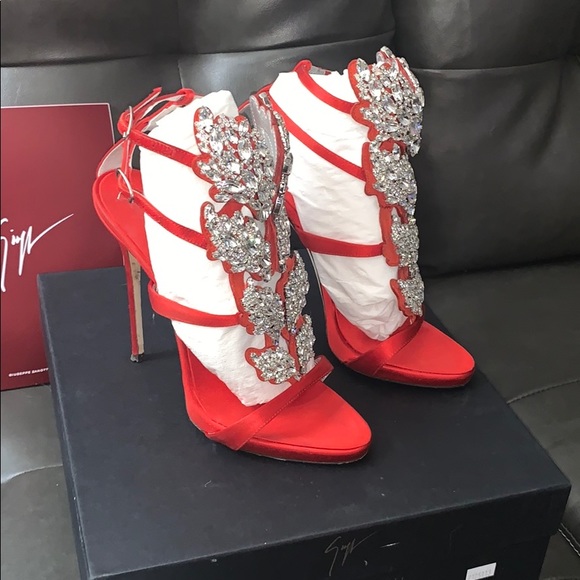 Cruel wing Giuseppe Zanotti - Picture 3 of 4